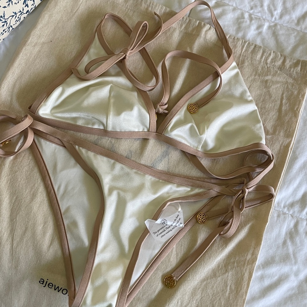 Myla penny Field White and Tan Bikini Set top M bottom S